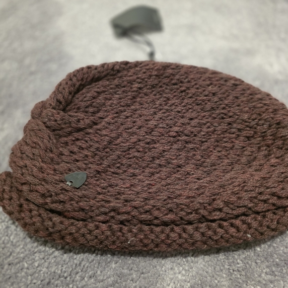 Nobis Brown Knit Women's Beanie‎ NWT - Picture 3 of 8